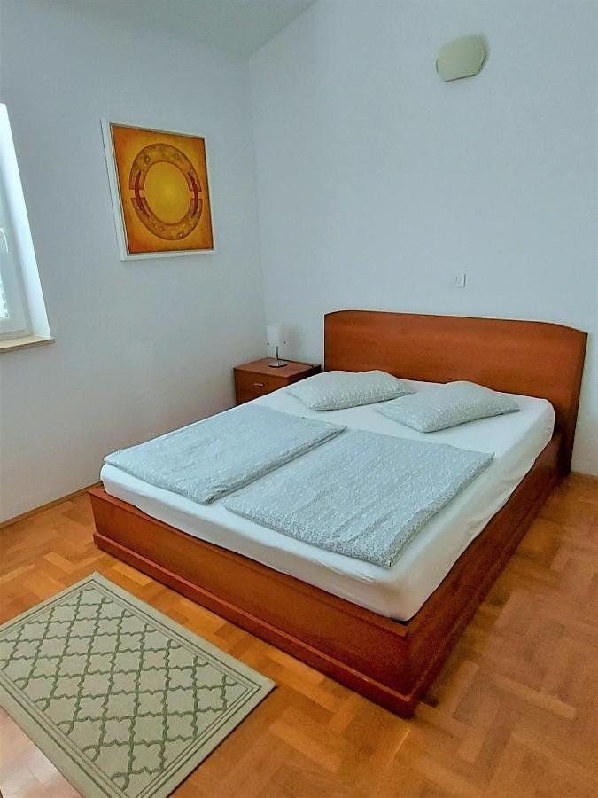 Apartments Aurora Near Beach ميدولين المظهر الخارجي الصورة