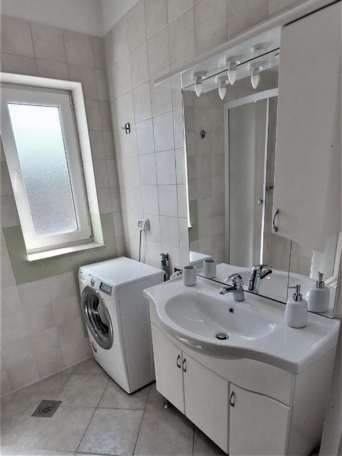 Apartments Aurora Near Beach ميدولين المظهر الخارجي الصورة