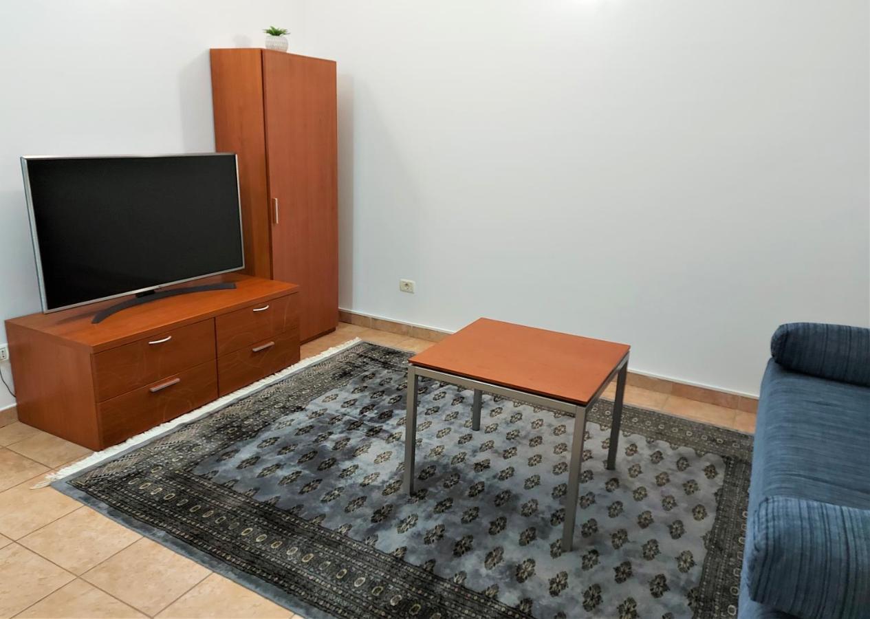 Apartments Aurora Near Beach ميدولين المظهر الخارجي الصورة